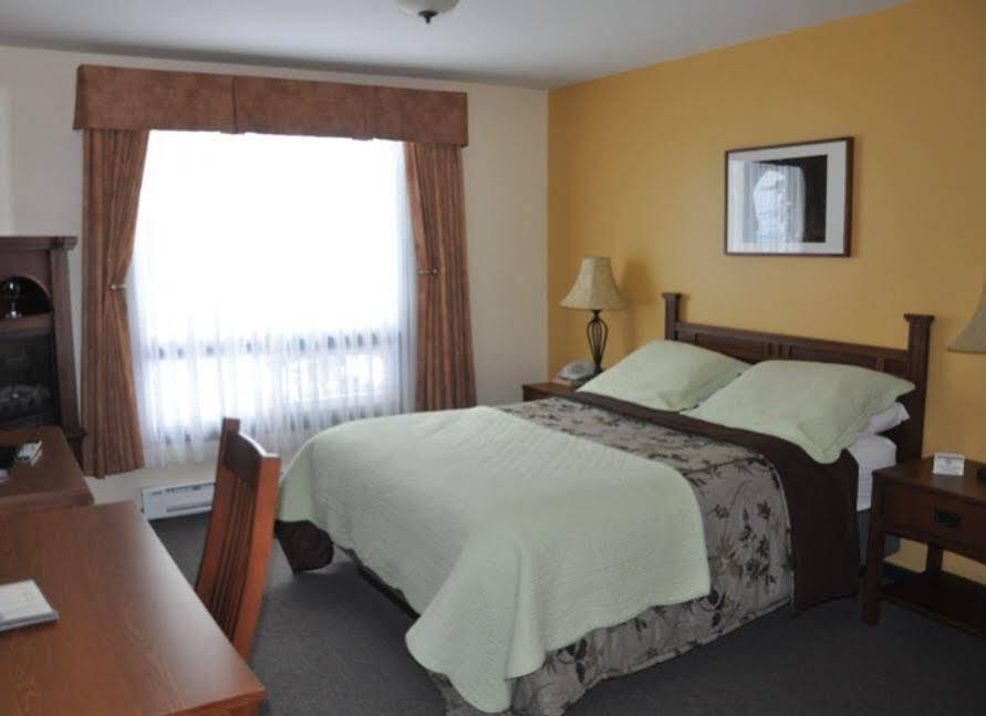 Best Northern Motel And Restaurant Wawa Esterno foto